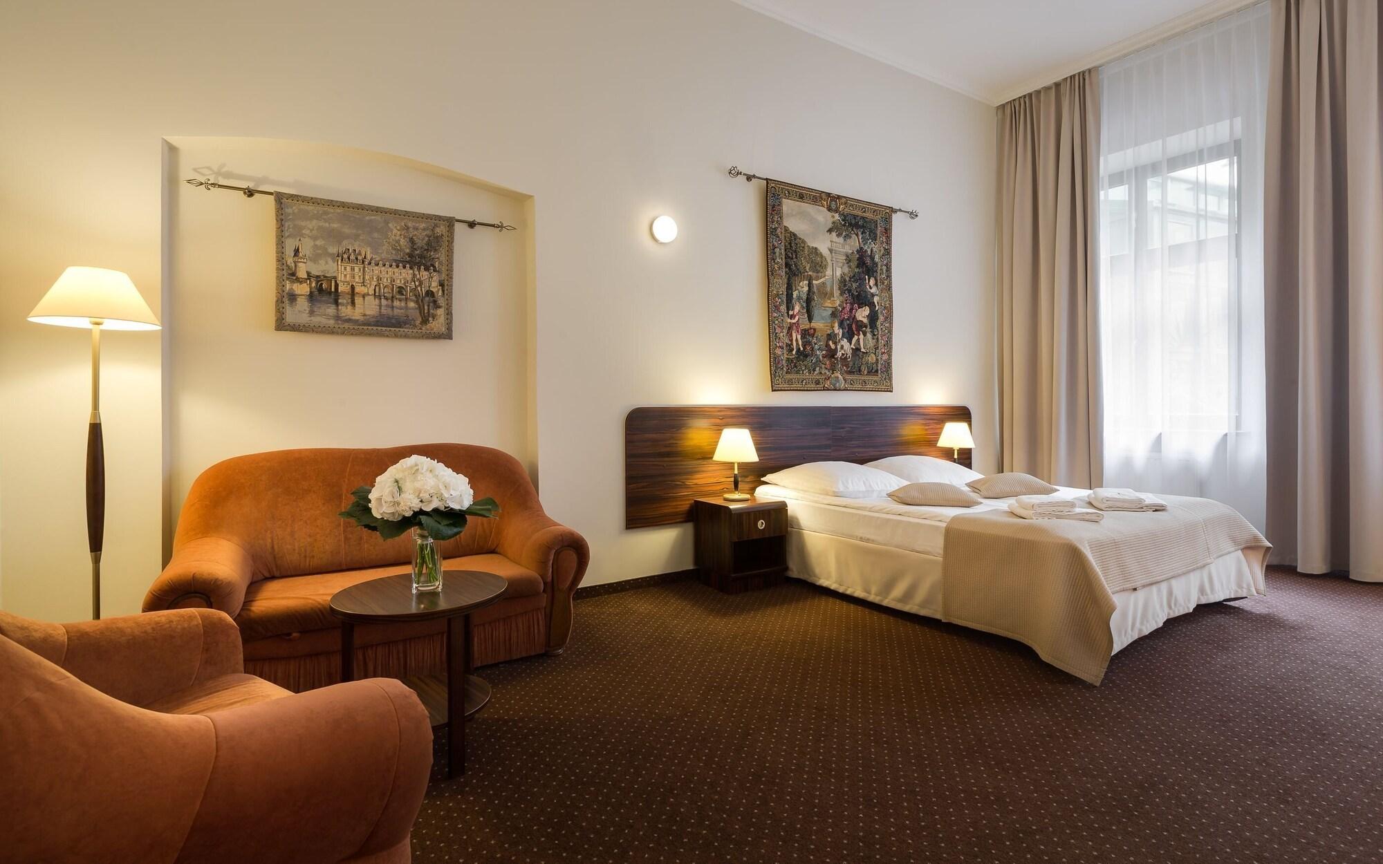 Hotel Wit Stwosz คราคูฟ ภายนอก รูปภาพ