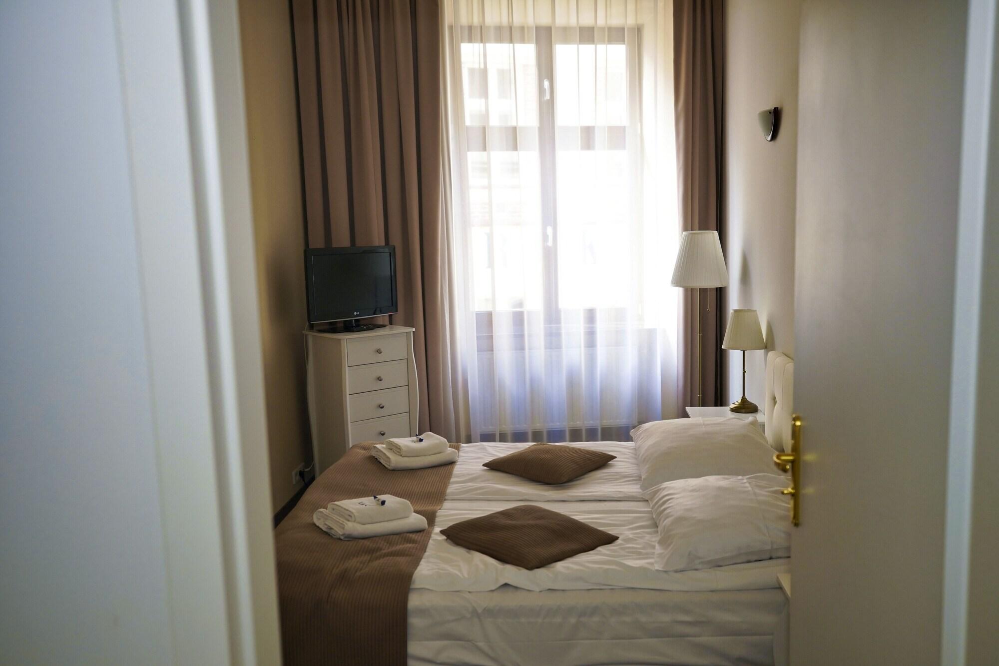 Hotel Wit Stwosz คราคูฟ ภายนอก รูปภาพ