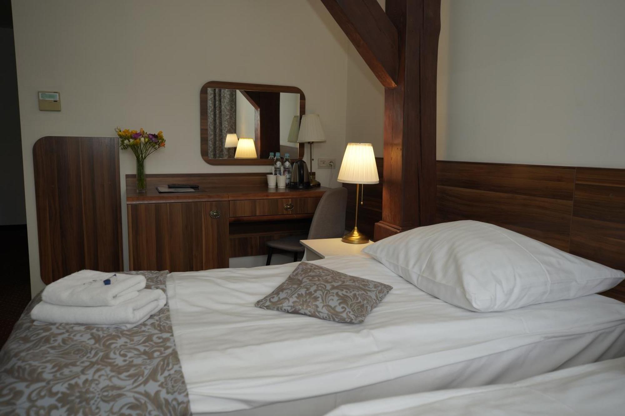 Hotel Wit Stwosz คราคูฟ ภายนอก รูปภาพ